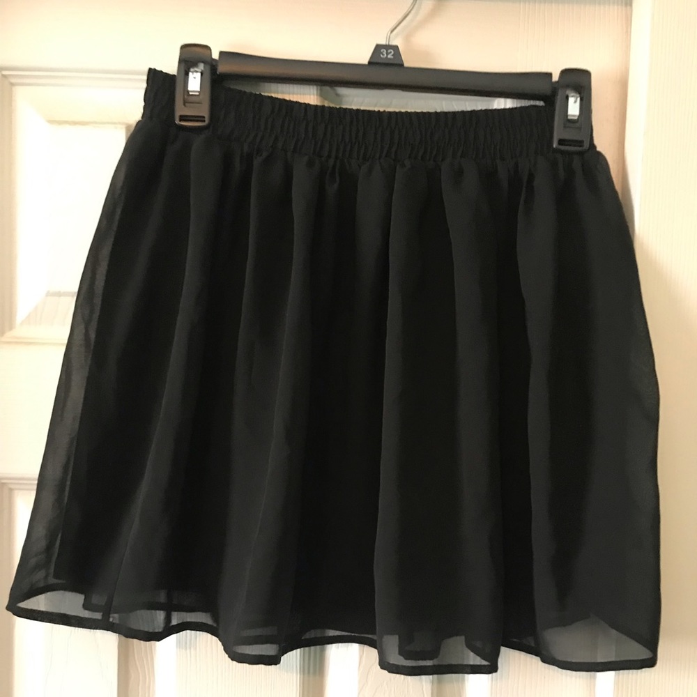 💗M Black Forever 21 High Waist Skirt💗